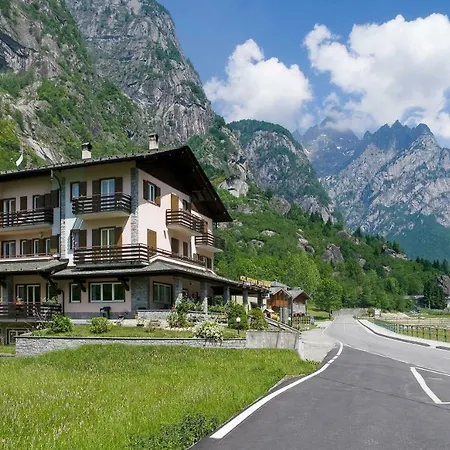 Szálloda Ristorante Sasso Remenno *